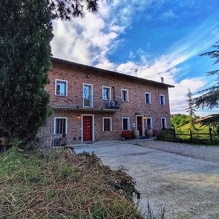 Villa La Tomatica In Commedia Mongardino Exterior foto